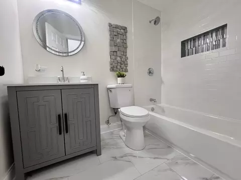 Bath - 16607 Winchester Ave, Markham, IL 60428 photo 1 of 8