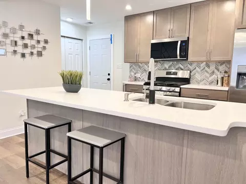 Kitchen - 16607 Winchester Ave, Markham, IL 60428 photo 6 of 6