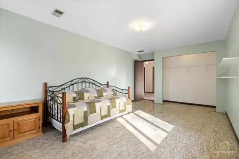 Bedroom - 2302 Fulle St, Rolling Meadows, IL 60008 photo 5 of 7