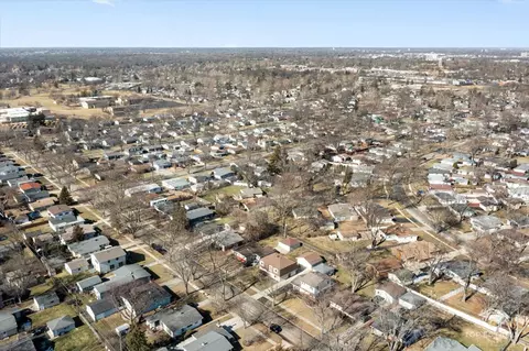 View/Area - 2302 Fulle St, Rolling Meadows, IL 60008 photo 4 of 10