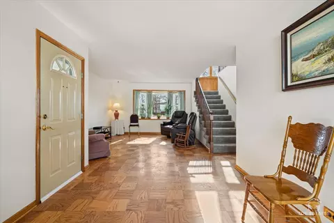 Entry Way - 2302 Fulle St, Rolling Meadows, IL 60008 photo 1 of 3