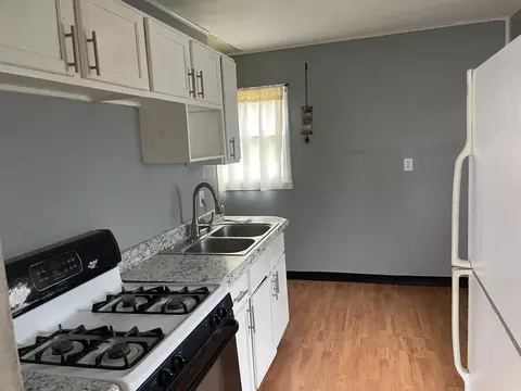 1135 E Galena Blvd, Aurora, IL 60505 photo 2