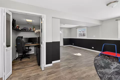 Other - 522 Apache Ln, Carol Stream, IL 60188 photo 2 of 3