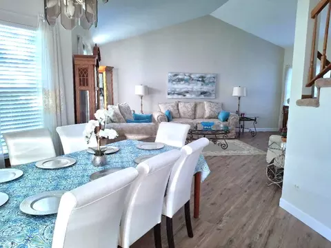 Dining - 1033 Interloch Ct, Algonquin, IL 60102 photo 1 of 2