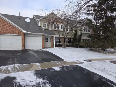 2466 Charleston Dr #1, Schaumburg, IL 60193