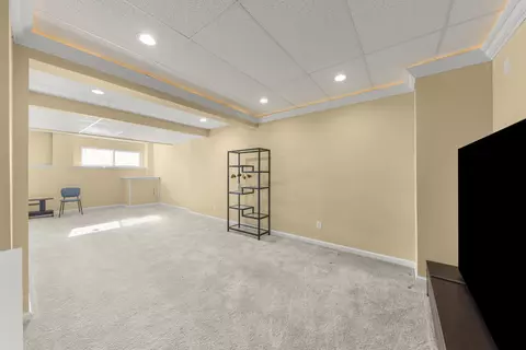 Living - 25301 Pavilion Pl, Plainfield, IL 60585 photo 3 of 3