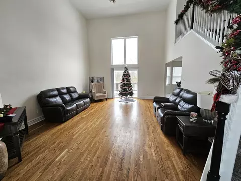 Living - 5417 Christopher Dr, Oak Forest, IL 60452 photo 1 of 3