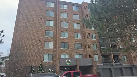 500 Park Ave #436, Calumet City, IL 60409
