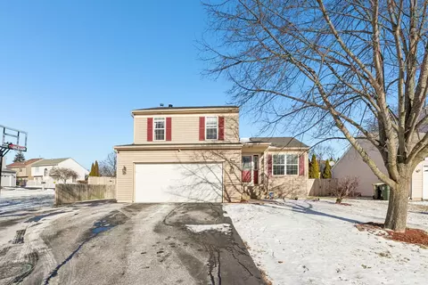148 W Lindsay Dr, Round Lake Beach, IL 60073