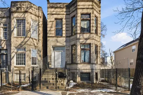 1637 S Saint Louis Ave, Chicago, IL 60623