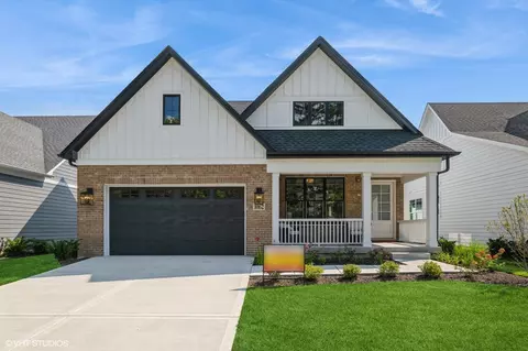 1062 Livingston Ave, Highland Park, IL 60035