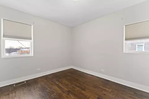 Bedroom - 4331 S Evans Ave, Chicago, IL 60653 photo 3 of 3