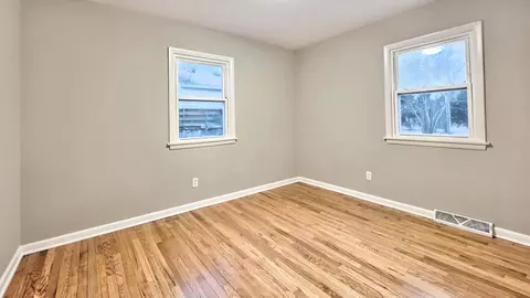 Bedroom - 1509 Pine St, Mchenry, IL 60050 photo 3 of 3