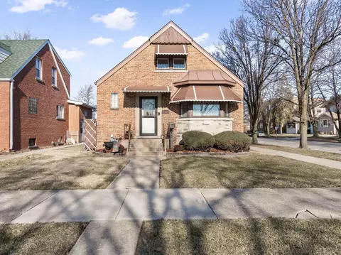 6401 Sinclair Ave, Berwyn, IL 60402