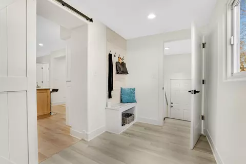 10141 S Artesian Ave, Chicago, IL 60655 photo 24