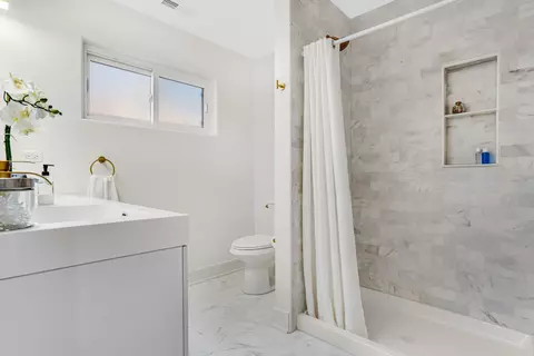 10141 S Artesian Ave, Chicago, IL 60655 photo 18