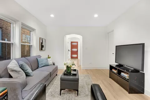 10141 S Artesian Ave, Chicago, IL 60655 photo 6