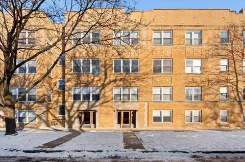 3806 W Belle Plaine Ave #G, Chicago, IL 60618