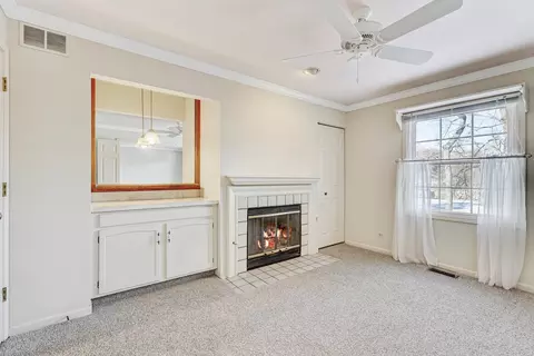 Living - Undisclosed, Wheaton, IL 60189 photo 6 of 6