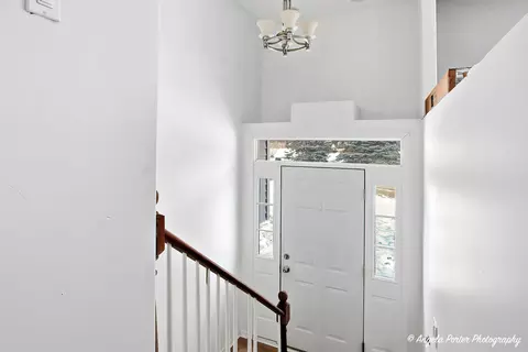 Entry Way - 3601 Ellen Rd, Mchenry, IL 60050 photo 1 of 1