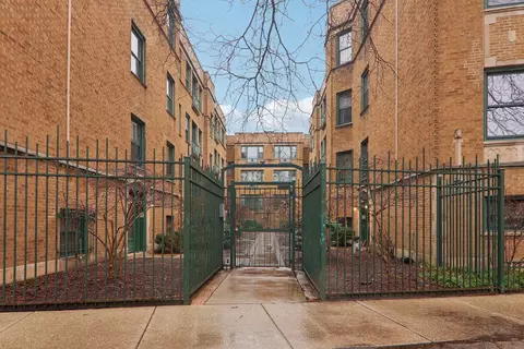 7023 N 5 N Sheridan Rd #3S, Chicago, IL 60626