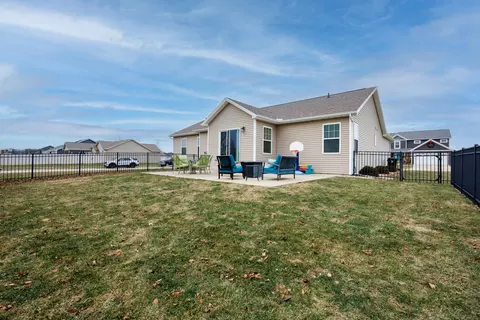 407 Bobwhite Way, Normal, IL 61761 photo 41