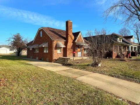 1126 E Main St, Streator, IL 61364