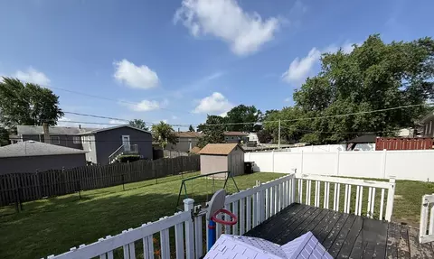 Exterior - 5653 Dover Rd, Oak Forest, IL 60452 photo 3 of 3