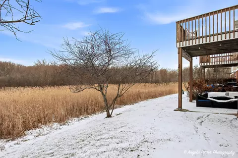Exterior - 5912 Dublin Ct, Mchenry, IL 60050 photo 3 of 4