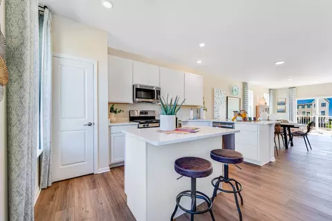 Kitchen - 14933 S Mccarthy Cir, Plainfield, IL 60544 photo 1 of 3