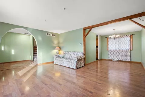 Living - 17759 Maple St, Lansing, IL 60438 photo 2 of 5