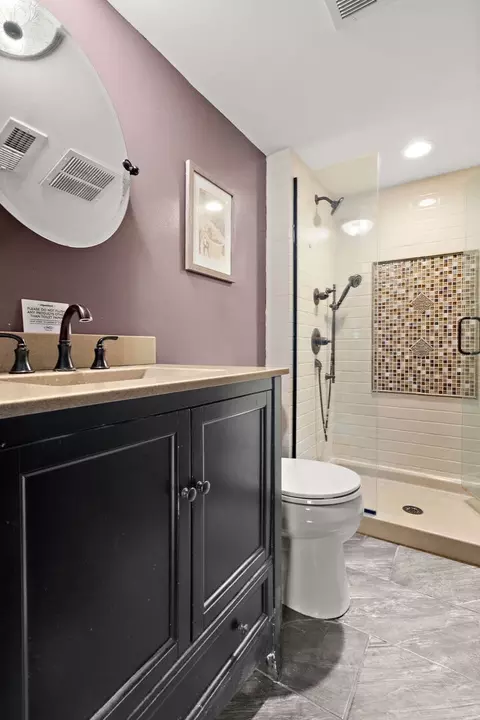 Bath - 17759 Maple St, Lansing, IL 60438 photo 4 of 4