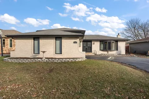 Exterior - 17759 Maple St, Lansing, IL 60438 photo 9 of 9