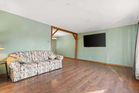 Living - 17759 Maple St, Lansing, IL 60438 photo 1 of 5