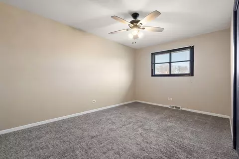 Bedroom - 17759 Maple St, Lansing, IL 60438 photo 2 of 5