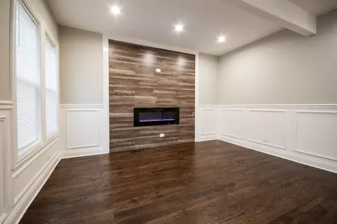 Living - 518 E 90th St, Chicago, IL 60619 photo 3 of 5