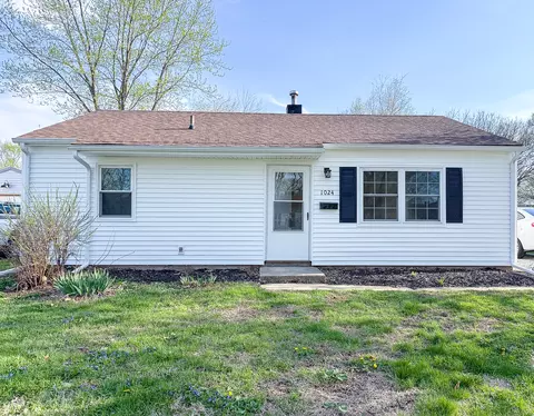1024 Eastview Dr, Rantoul, IL 61866
