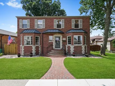 5622 S Oak Park Ave, Chicago, IL 60638