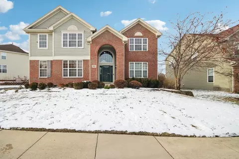 2930 Kelly Dr, Elgin, IL 60124