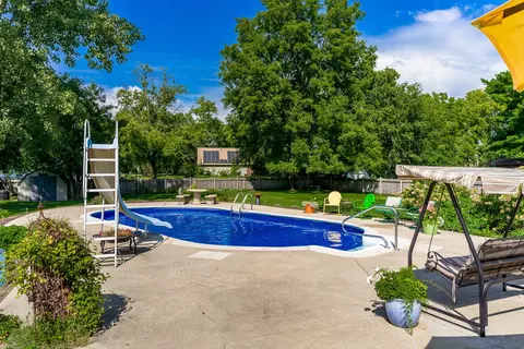 Exterior - 11748 Cedarbrook Rd, Roscoe, IL 61073 photo 5 of 15