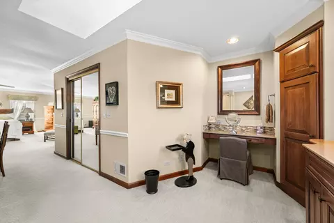Other - 5187 Chambers Dr, Hoffman Estates, IL 60010 photo 5 of 13