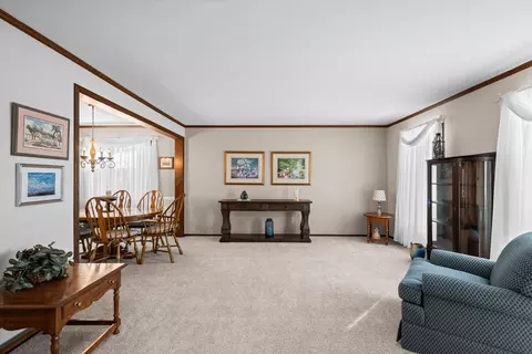 Other - 5187 Chambers Dr, Hoffman Estates, IL 60010 photo 6 of 13