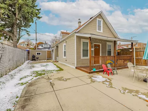 1910 S 61st Ct, Cicero, IL 60804