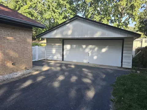 Other - 14431 Tripp Ave, Midlothian, IL 60445 photo 4 of 4