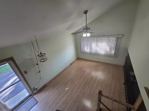 Living - 14431 Tripp Ave, Midlothian, IL 60445 photo 1 of 2