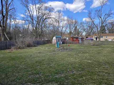 Exterior - 16517 Plainview Dr, Markham, IL 60428 photo 2 of 5