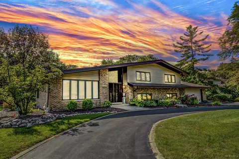 13000 S Westgate Dr, Palos Heights, IL 60463