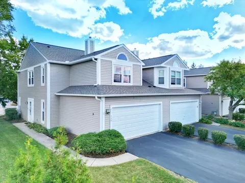 730 Hamilton Cir, Schaumburg, IL 60194