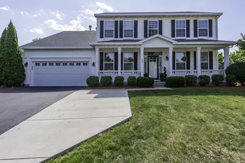 1650 Natures Way, Lindenhurst, IL 60046
