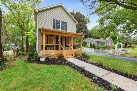 518 Illinois St, Geneva, IL 60134